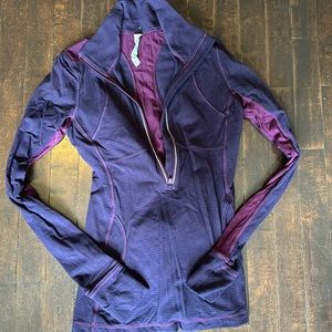 Lululemon Sport half zip top